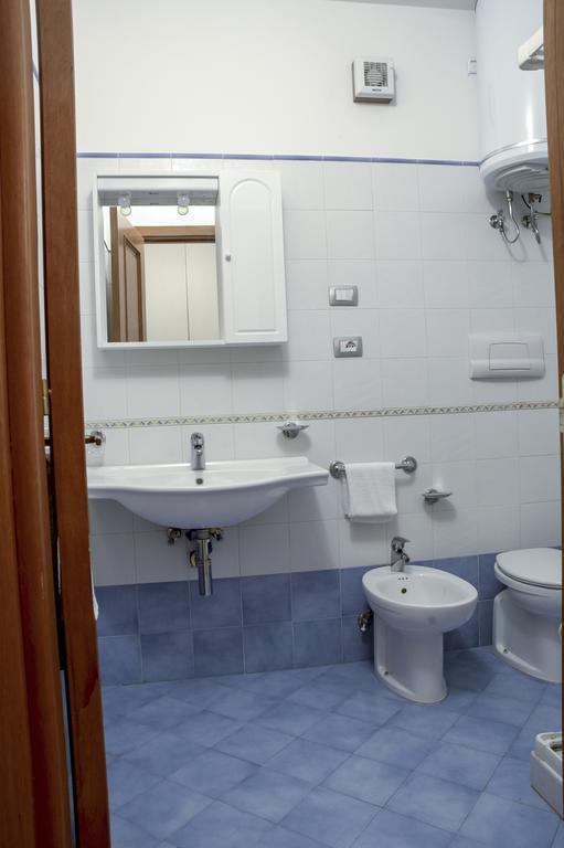 Eolian Residence Lipari  Room photo