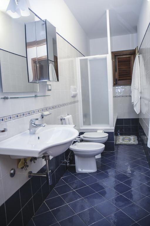 Eolian Residence Lipari  Room photo